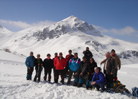 Grupo con el Toneo de Fondo 